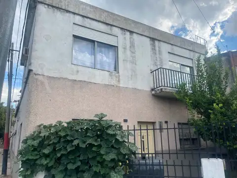 CASA PLANTA ALTA EN VENTA- BARRIO SALADILLO