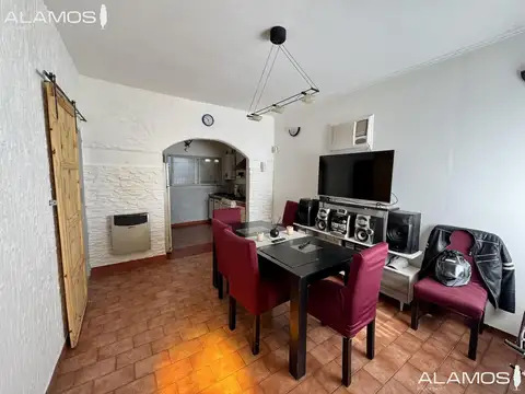 Depto Tipo Casa en Venta de 2 dormitorios