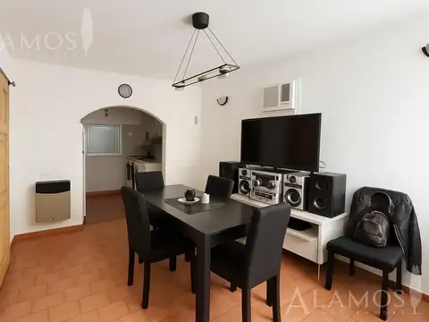 VENTA PH 3 AMBIENTES EN LOMAS DEL MIRADOR CON EXCELENTE TERRAZA