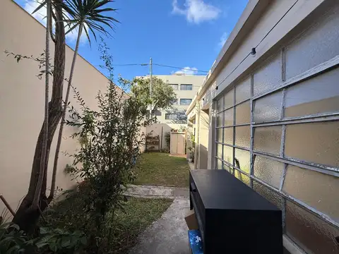 Depto Tipo Casa en Venta en Munro, USD 210.000