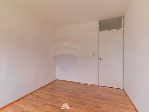 Departamento 5 ambientes con 1 baño