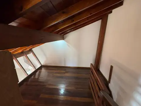 PH 3 ambientes con playroom y cochera en alquiler permanente