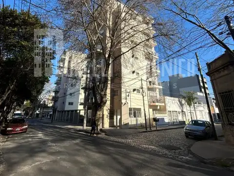 Riobamba 2440 , Piso 2