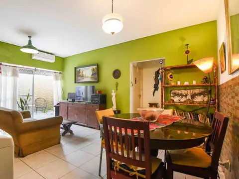 Depto Tipo Casa en Venta de 2 ambientes