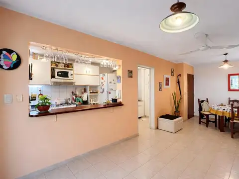 Departamento 3 dormitorios c balcón. Puente blanco