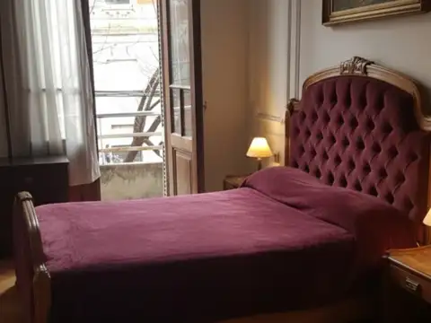 GRAN OPORTUNIDA  CASONA DE 300M2 TOTALES, ENTRADA INDIVIDUAL, TIPO HOTEL POR ZONA Y GRAN FUNCIONALIDAD 
