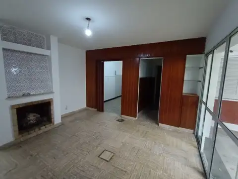 Depto Tipo Casa en Venta 46 años