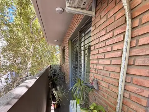 Departamento 3 ambientes con 2 baños
