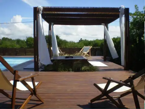 Casa en Alquiler Temporal con 1 cochera