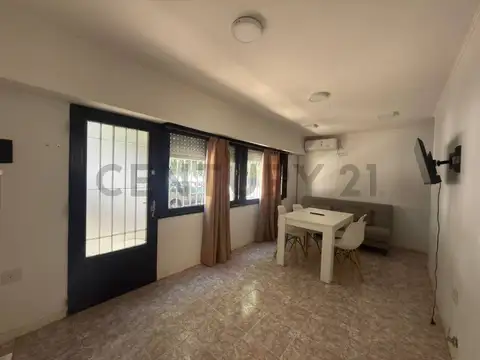 Ph en alquiler amoblado en La Plata