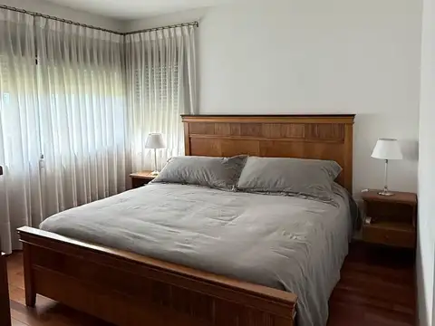 Departamento en Alquiler Temporal con 1 cocheras