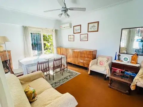 Casa 3 ambientes con 2 baños