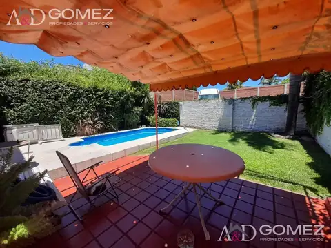 Chalet 4 ambientes - OPORTUNIDAD TOMA PROPIEDAD EN FORMA DE PAGO -