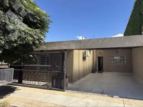 Venta casa 3 Dormitorios en Calle Casilda 800 Neuquen capital