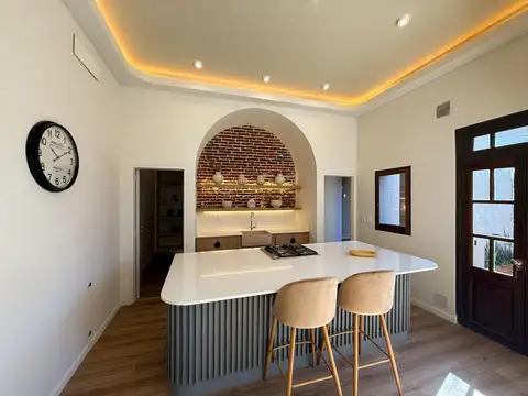 Casa en Venta con 1 cochera