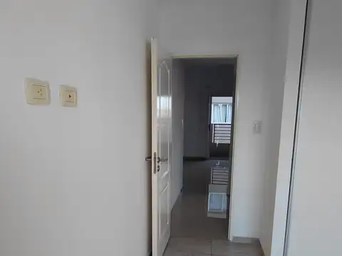 ALQUILER DEPTO 2 AMBIENTES EN LUZURIAGA