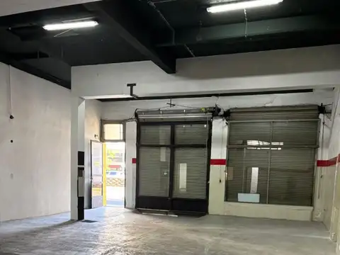 Local comercial sin expensas sobre Av San Martin