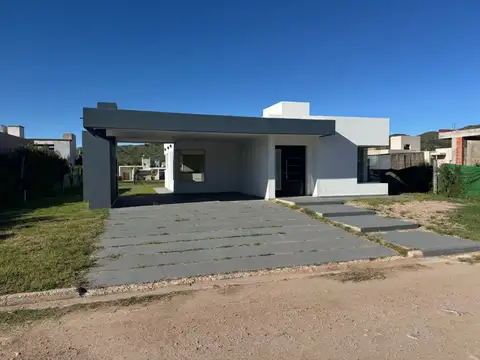 Venta casa Juana Koslay