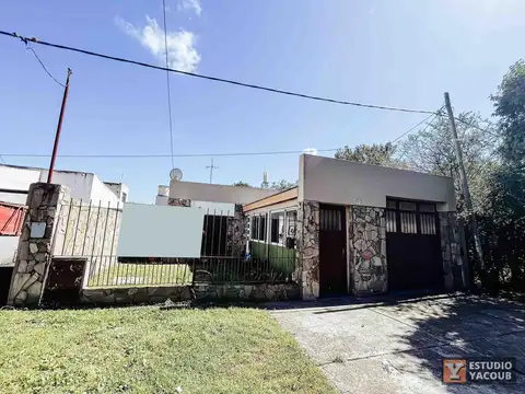 Casa 4 ambientes con 3 baños