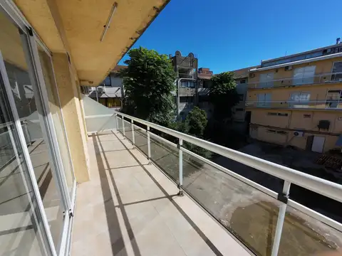 Departamento 2 ambientes ZONA CENTRO Alquiler ANUAL en Pinamar