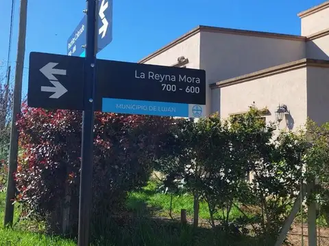 Reyna Mora y Pechito Colorado