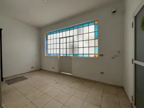 Local en Alquiler en Abasto, $ 1.950.000