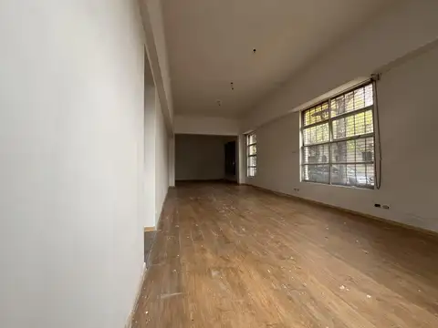 Local en Alquiler en Abasto, $ 1.950.000