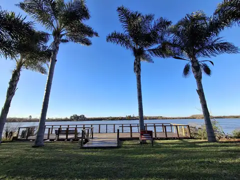 Venta Chacra con 2 loft en Farm Club pileta amarras cochera Puerto Panal Zarate