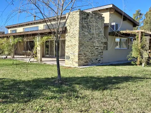 Venta Chacra con 2 loft en Farm Club pileta amarras cochera Puerto Panal Zarate