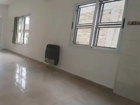 Casa en Venta en Jose Leon Suarez, USD 59.000