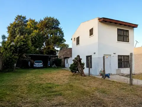 Venta Casa 3 Ambientes Luminosa en José León Suárez