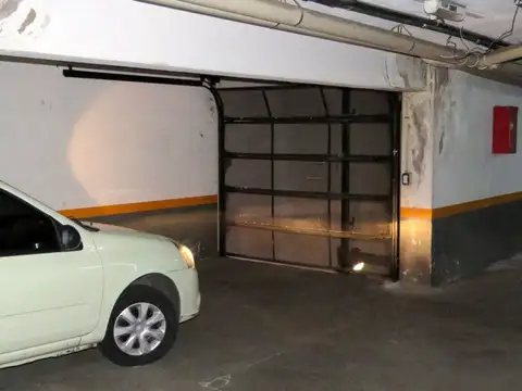 Cochera Nueva Cba con Baulera