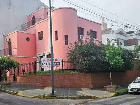 Bucarelli esquina Ballivian