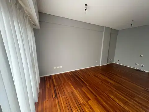 Departamento en Alquiler con 2 cocheras