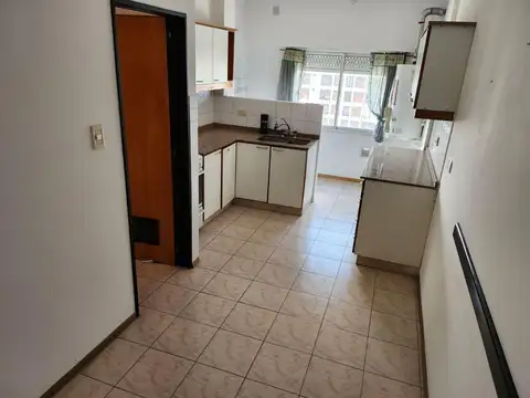 Departamento 4 ambientes venta Ramos Mejia