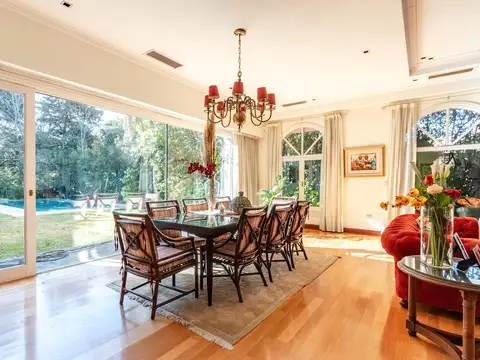 Casa en Venta en Acassuso, USD 1.380.000