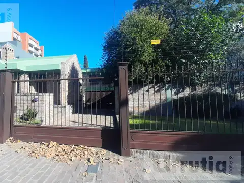 Casa en  Moron