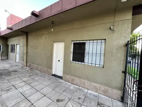 DEPARTAMENTO MONOAMBIENTE EN EXCELENTE UBICACION