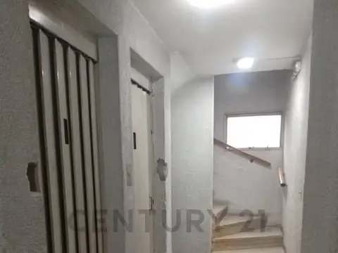 44 ESQ. 5 400, Piso 0