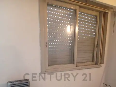 44 ESQ. 5 400, Piso 0