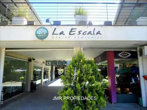 Local en Venta con baño propio | Shopping La Escala