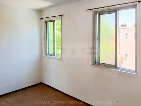 Departamento en Venta en Barrio Malvinas, USD 39.000