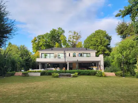 Casa en Venta en Highland Park Country Club, USD 990.000