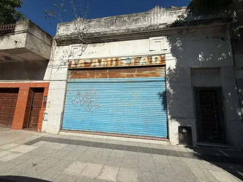 venta de casa con local en mataderos