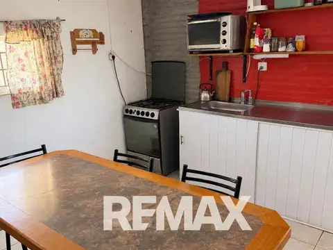 Casa 4 ambientes con 1 baño