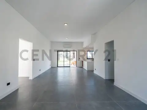 VENTA | CASA | 4 AMBIENTES | SANTA SOFIA | PILAR DEL ESTE