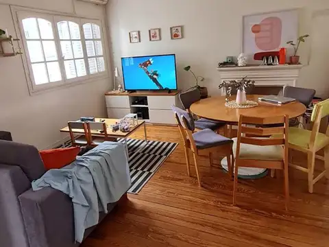 Depto Tipo Casa en Venta 40 años