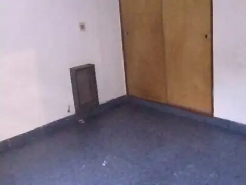 Casa en Alquiler con 1 cochera
