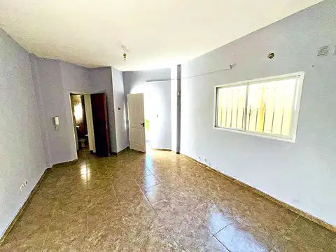 Departamento en Alquiler en Monte Grande, $ 700.000