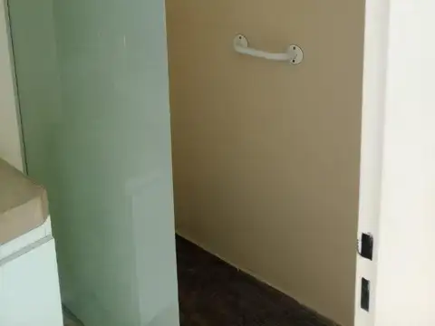 Venta de casa dos dormitorios, City Bell, La Plata